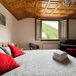 Апартаменты Stelvio House -wonderful View Slope Front