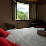 Stelvio House -wonderful View Slope Front Апартаменты *