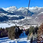Апартаменты Stelvio House -wonderful View Slope Front
