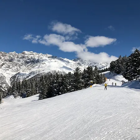 Stelvio House -wonderful View Slope Front Apartman *