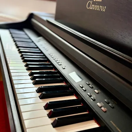 Stelvio House -wonderful View Slope Front Apartament *