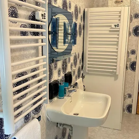 Stelvio House -wonderful View Slope Front Apartament