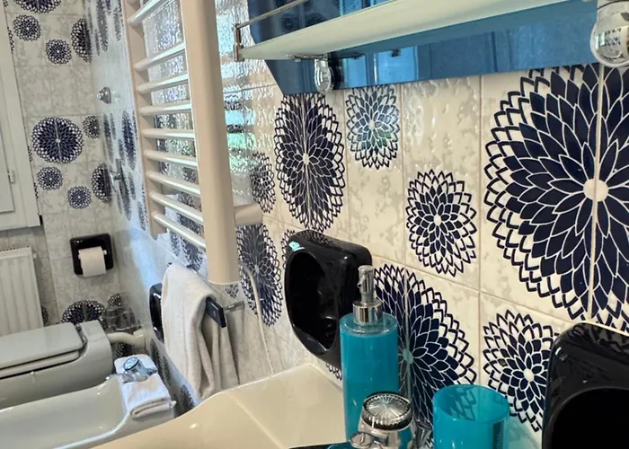 Stelvio House -wonderful View Slope Front Μπόρμιο